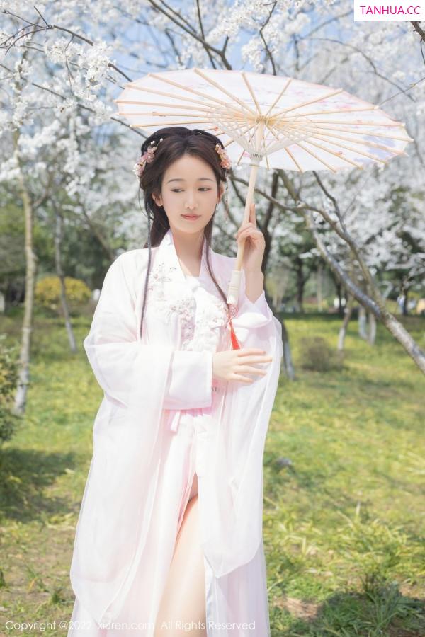 唐安琪  [XiuRen]高清写真图 2022.03.21 No.4749 唐安琪第3张图片